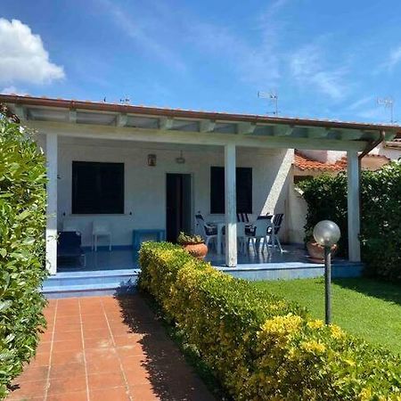 Villa Azzurra 博尔戈蒙特内罗 外观 照片