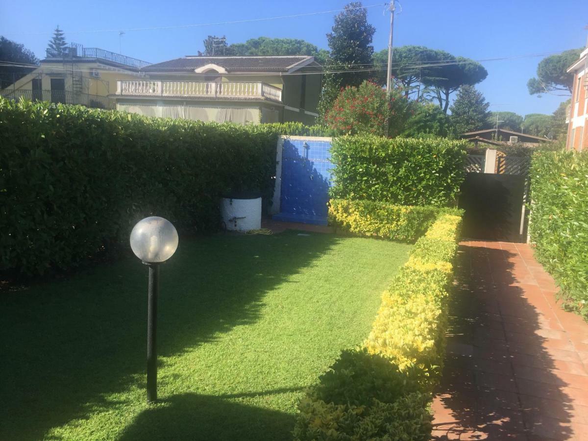 Villa Azzurra 博尔戈蒙特内罗 外观 照片